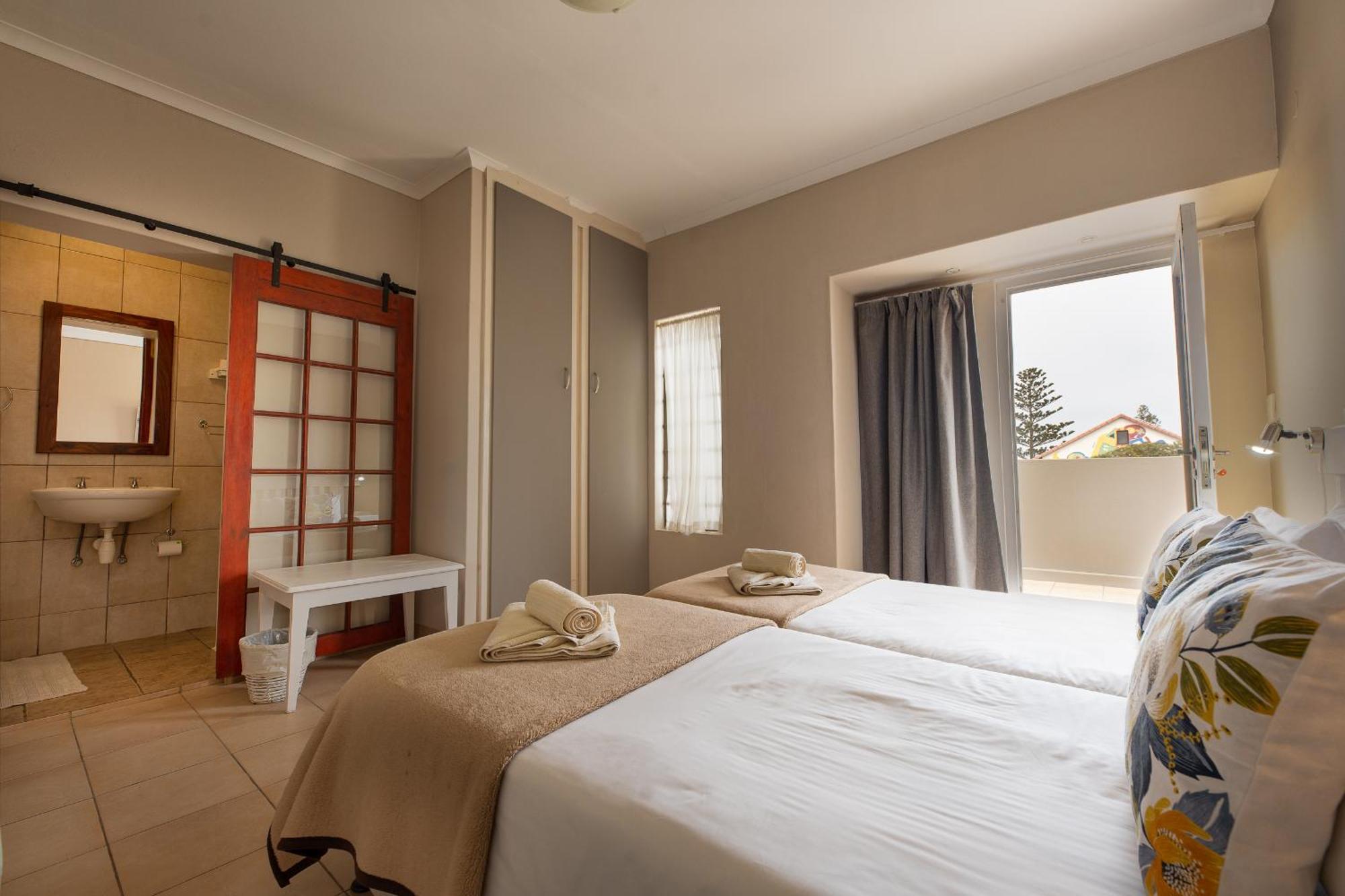 Guesthouse Fischreiher B&B Swakopmund Dış mekan fotoğraf